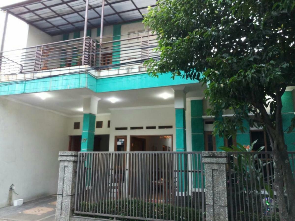 Seventeen Homestay Bandung Kültér fotó